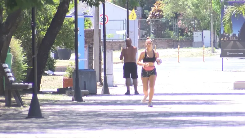 calor-parana-costanera