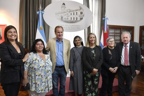 En el Mes de la Mujer, Bordet llamó a trabajar para “vivir en sociedades más justas”