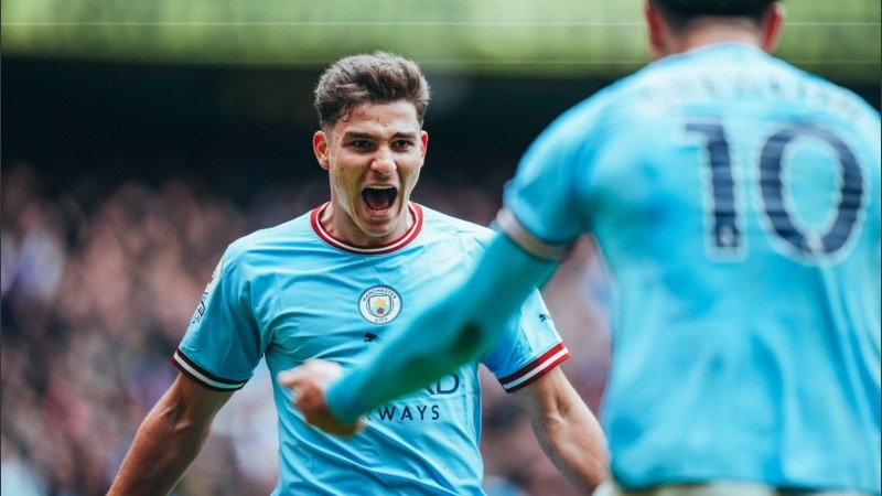 julian_alvarez_manchester_city_crop1680370612476.jpeg_1756841869