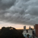 Media provincia en alerta por tormentas: a dónde y a qué hora lloverá