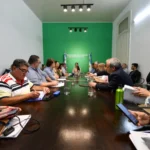 Docentes y gobierno provincial se reúnen por tercera vez a negociar salarios