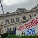 Inician acampe en defensa del Iosper 
