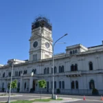 Dispusieron la cesantía de 174 empleados provinciales por incumplimientos
