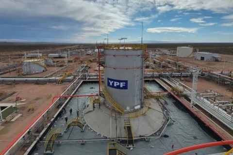 El inesperado fallo por YPF que jaquea a Milei y genera una crisis con el gobierno de Trump