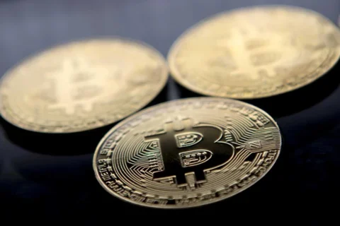 El Bitcoin explota: nuevo récord de USD 118.000, a pesar del escándalo de la criptomoneda $Libra
