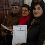 Más de 100 familias de Victoria recibieron las escrituras de sus viviendas