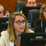 Proyecto de Ley de Endeudamiento: Stratta advirtió que la Provincia está «hipotecando el futuro»