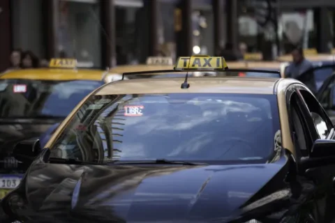 Rosario: Quedaron en libertad los cinco taxistas acusados de intentar matar a golpes a un pasajero