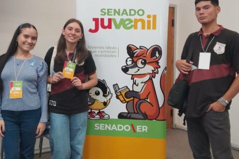 MILENA E ISAÍAS REPRESENTAN A VICTORIA EN EL SENADO JUVENIL