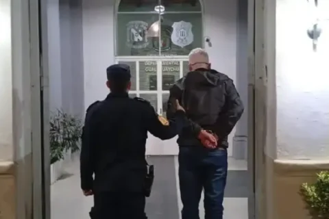 Ebrio, atacó a golpes a una mujer policía dentro de un boliche en Entre Ríos