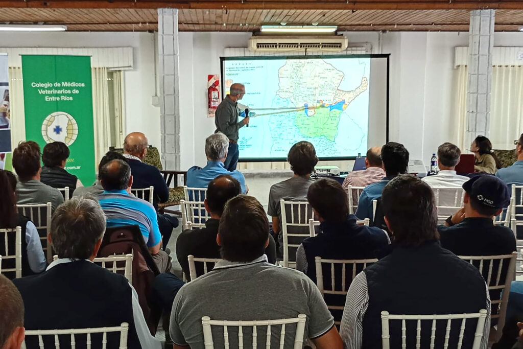 El gobierno trabaja junto a ganaderos y técnicos en la lucha contra diversas enfermedades bovinas Cazanoticias