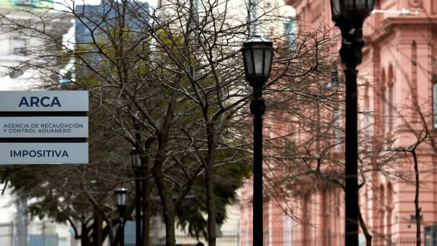 Por baja de retenciones y de impuestos, la recaudación tributaria cayó en noviembre por cuarto mes consecutivo Nacionales