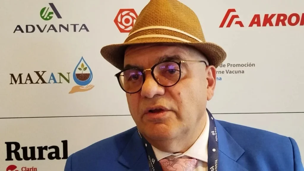 “El que compró dólares…”: el duro pronóstico de Di Stefano para 2026 Nacionales