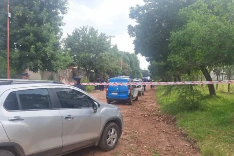 Homicidio en Colón: “La bala atravesó la puerta y le dio en el pecho a la víctima”