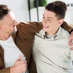 Vacaciones y adolescentes: por qué darles un poco más de libertad también es cuidarlos