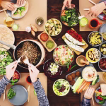 Mitos que caen: qué es cierto y qué no sobre 20 alimentos muy comunes