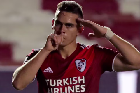 Sin lugar en el Inter de Brasil, Rafael Santos Borré fue ofrecido a River: la contundente decisión de Gallardo