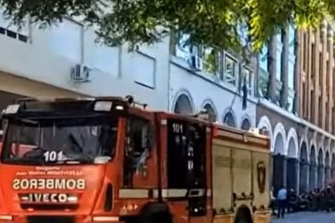 Paquete bomba en una escuela de formación: refuerzan controles y revisan correspondencia