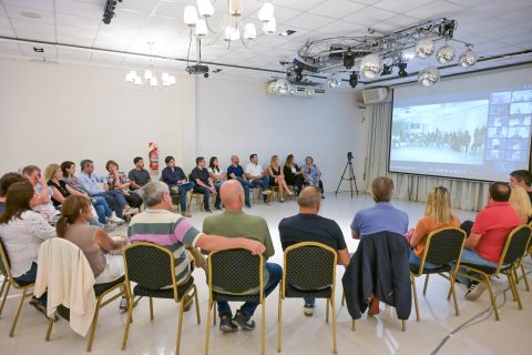 El PJ entrerriano tuvo un cónclave ampliado y hubo críticas a proyectos de Frigerio y Milei