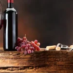 𝗖𝗥𝗜𝗦𝗜𝗦 𝗗𝗘𝗟 𝗩𝗜𝗡𝗢: 𝗡𝗼𝗿𝘁𝗼𝗻 𝗲𝗻 𝗰𝗼𝗻𝗰𝘂𝗿𝘀𝗼, 𝗕𝗶𝗮𝗻𝗰𝗵𝗶 𝗮𝗰𝗼𝗿𝗿𝗮𝗹𝗮𝗱𝗮 𝘆 𝘂𝗻 𝗰𝗼𝗻𝘀𝘂𝗺𝗼 𝗾𝘂𝗲 𝘀𝗲 𝗱𝗲𝘀𝗽𝗹𝗼𝗺𝗮