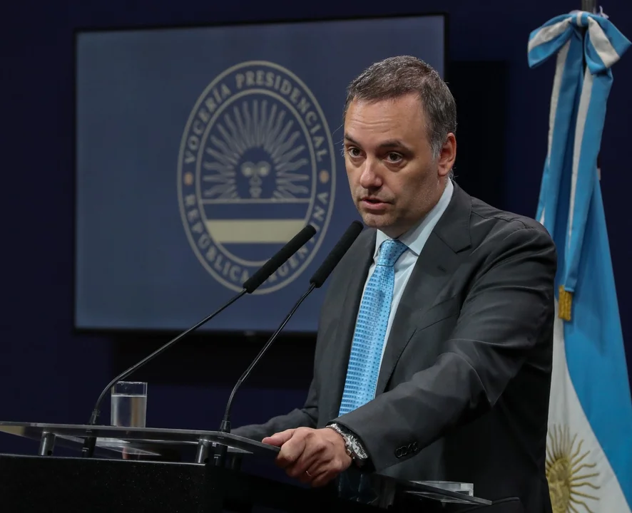 La PSA retiró documentación de la TV Pública por la causa del viaje de Manuel Adorni a Punta del Este Nacionales