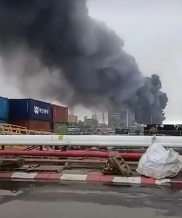 Alerta química en Israel: restos de un misil provocaron un incendio y evacuaciones en Neot Hovav Interés General