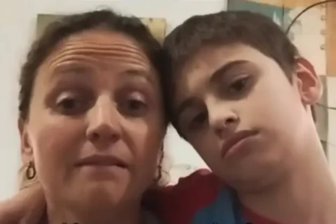 Desesperada búsqueda en Paraná: Bastian pide ayuda para encontrar a Dino, el perro que lo acompañó en su recuperación