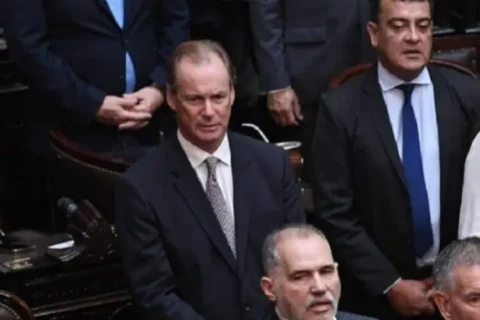 Bordet: “El país necesita diálogo, acuerdos y respeto por las instituciones, no descalificaciones permanentes”