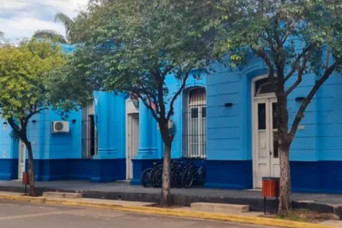 Una mujer de 73 años fue estafada por miles de dólares en Chajarí y detuvieron a un hombre