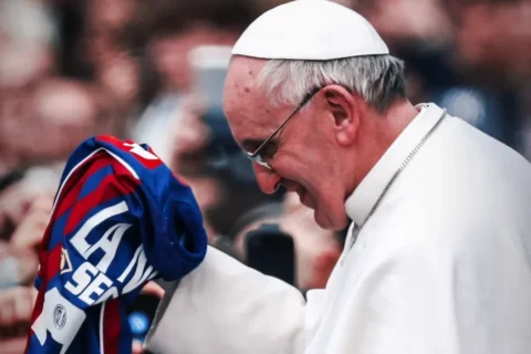 El emotivo mensaje de San Lorenzo en el primer aniversario de la muerte del papa Francisco: “Por siempre”