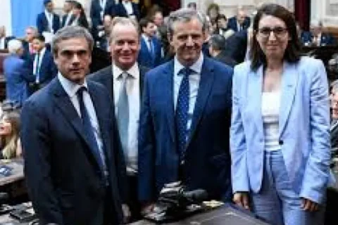 Legisladores del PJ pidieron reunirse con Frigerio y Quirno, y expresaron preocupación a Caputo