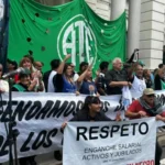 MULTITUDINARIA MOVILIZACIÓN EN PARANÁ EN DEFENSA DE LA CAJA DE JUBILACIONES