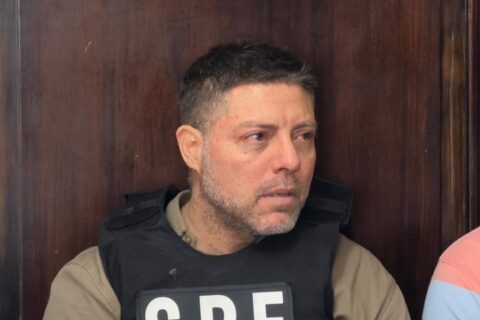 Un puestero de Las Cuevas complicó a Airaldi: dijo que vio aterrizar dos avionetas y un helicóptero en su isla