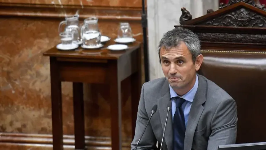 Menem respondió el fuego interno: “Si el Presidente pensara que miento, yo ya no estaría en este momento” Nacionales