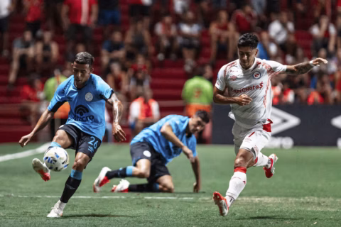 Argentinos Juniors recibe a Belgrano de Córdoba por un lugar en la final del Torneo Apertura