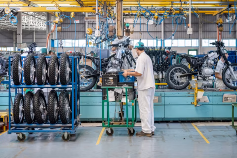 Boom de las dos ruedas: el sector de las motos proyecta un año récord y roza el millón de unidades
