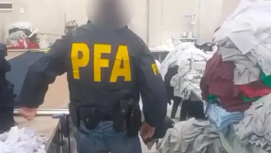 Rescataron a 22 víctimas de explotación laboral en talleres clandestinos en Buenos Aires Policiales