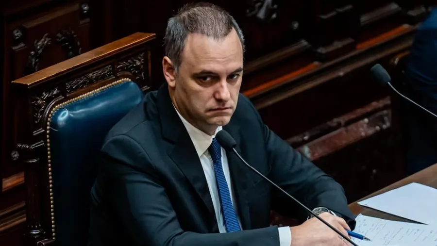 El Gobierno dijo que «falta poco» para que Adorni presente la declaración jurada Nacionales