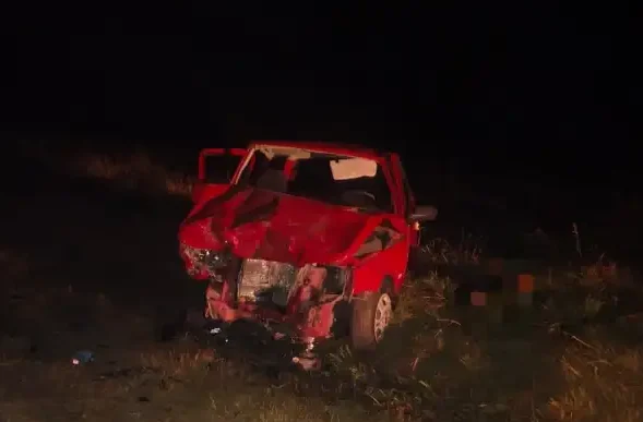 Dos vehículos chocaron de frente en la Ruta 18 y un hombre debió ser hospitalizado Policiales
