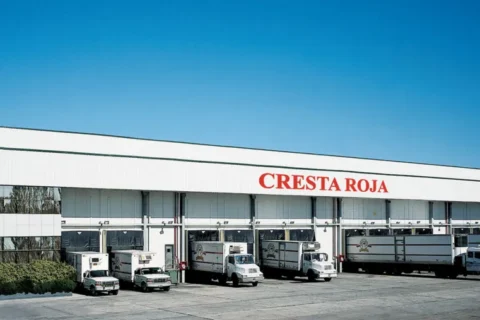Cresta Roja: otra planta administrada por Granja Tres Arroyos está paralizada por falta de pago de salarios