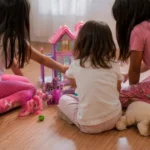 Buscan familia para adoptar a tres hermanitas que no quieren ser separadas