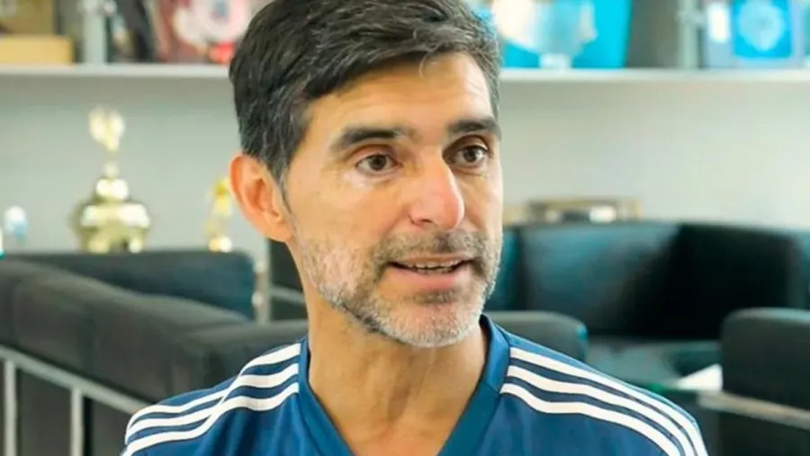El paranaense Roberto Ayala figura entre los candidatos a dirigir a Boca Deportes