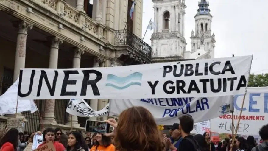 Acuerdo Gobierno-Universidades: docentes y no docentes recibirán una actualización salarial del 24,33% Nacionales