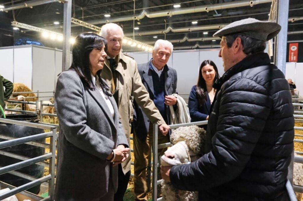La provincia distinguió a productores entrerrianos por el desarrollo y mejora genética de sus animales Provinciales