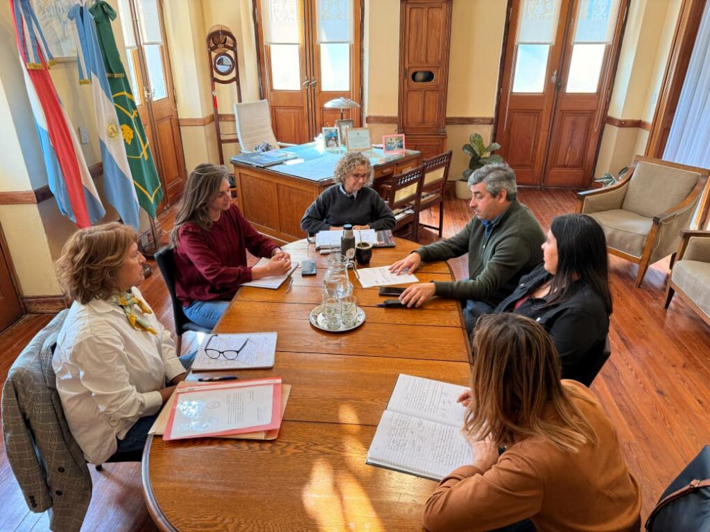 Municipio y Cooperadora de la Escuela Municipal de Música proyectan nuevas acciones para fortalecer la institución Ciudad