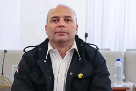 Hallan muerto al concejal libertario de Paraná Darío Báez