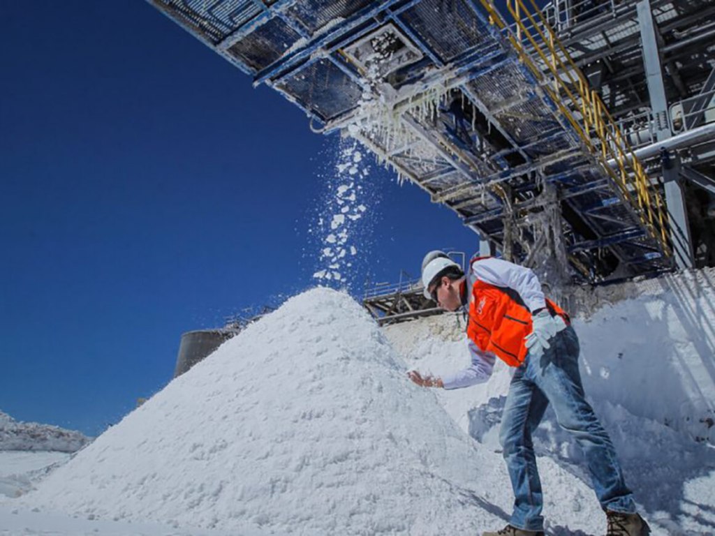 Avanza el RIGI en la minería: el Gobierno aprobó la ampliación del proyecto de litio “Sal de Oro” Nacionales
