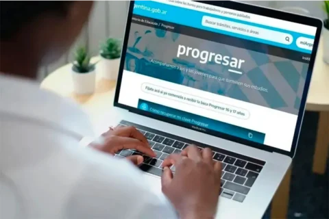 Progresar deposita pagos acumulados en julio y algunos estudiantes cobrarán $105.000