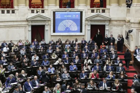 La Cámara de Diputados busca aprobar la reforma al BCRA e Inocencia Fiscal II y el Senado la Ley Hojarasca