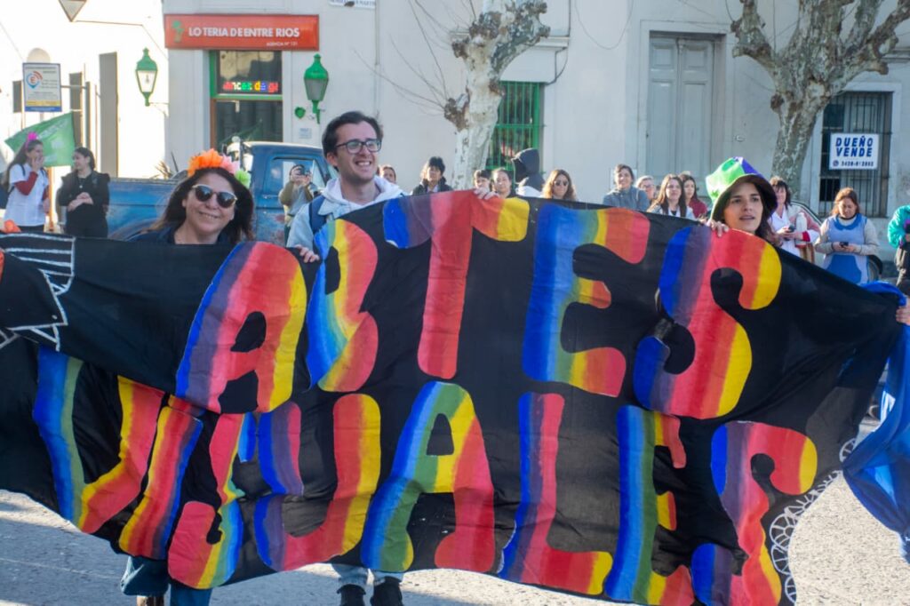 CARNAVAL INFANTIL: LOS ANIMALITOS DEL HUMEDAL Ciudad